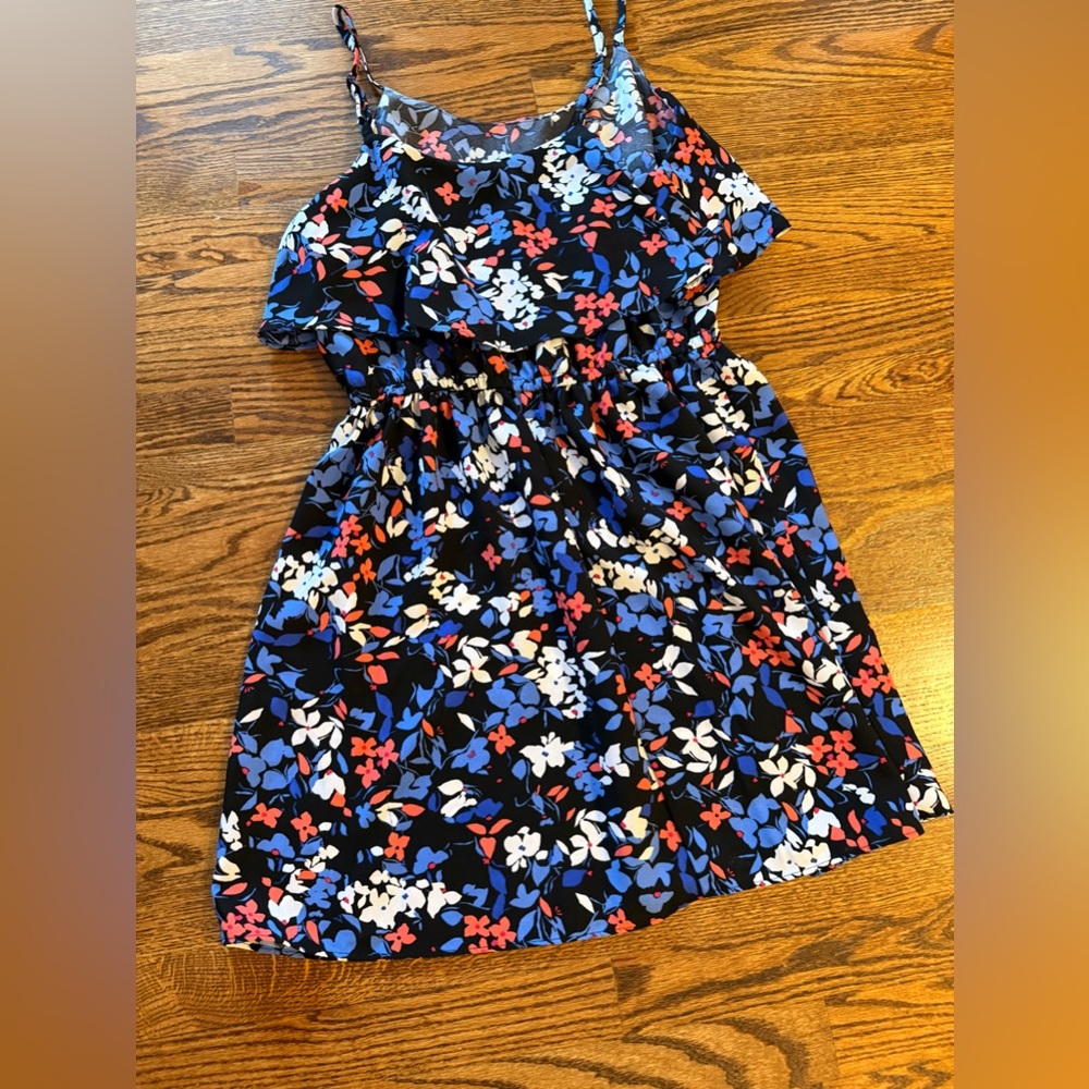 ELLE Floral Spaghetti Strap Ruffle Overlay Dress Women’s M